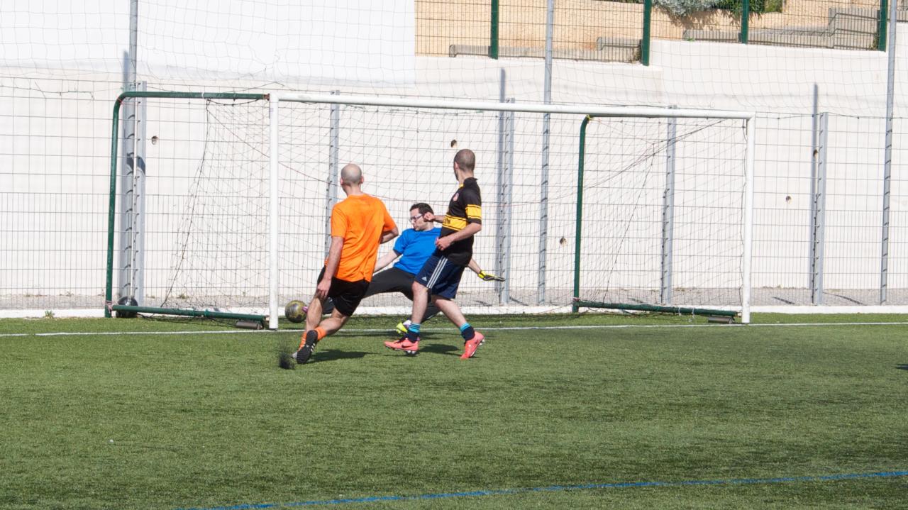 foot105